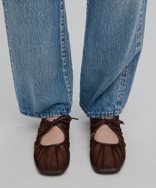 Ameri（アメリ）の「MESH RIBBON FLAT SHOES（パンプス・レディース・ブラウン/グレー/ブルー・SMALL/MEDIUM/LARGE）」の3枚目の写真