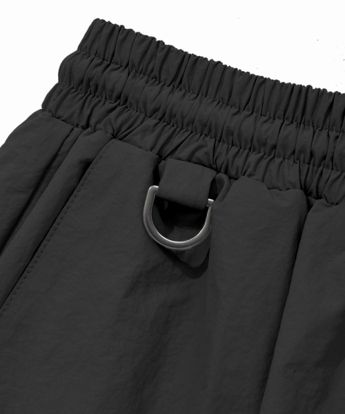 SAINTPAIN(セイントペイン)の「SPナイロンカーゴショーツ-ブラック(その他パンツ・メンズ・その他・LARGE/MEDIUM)」の4枚目の写真
