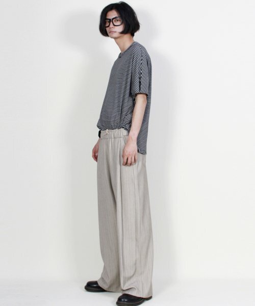 DEMARC(ドゥマーク)の「ストライプワイドツーピンタックパンツベージュ(その他パンツ・メンズ・その他・MEDIUM/LARGE)」の5枚目の写真
