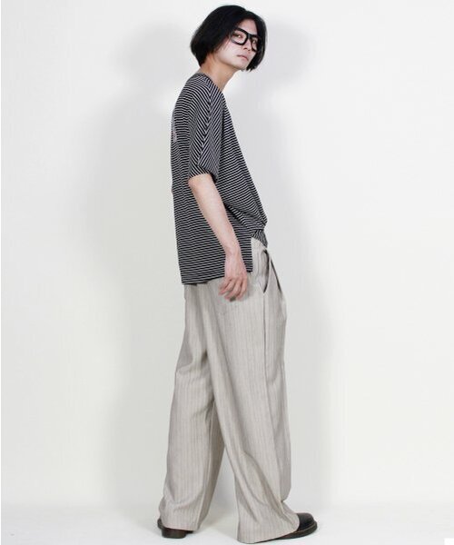 DEMARC(ドゥマーク)の「ストライプワイドツーピンタックパンツベージュ(その他パンツ・メンズ・その他・MEDIUM/LARGE)」の6枚目の写真