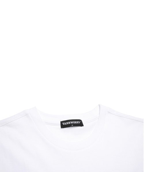 VANNWORKS(バンワークス)の「MINI 1980 オーバーサイズ 半袖Tシャツ (VS0050) ホワイト/ブラック(Tシャツ/カットソー・レディース・その他・LARGE/MEDIUM/SMALL/X-LARGE/XX-LARGE)」の3枚目の写真