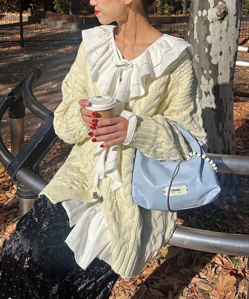 CIAOPANIC（チャオパニック）の「パッチワークチロリアンケーブルカーディガン（カーディガン/ボレロ・レディース・ピンク/ブラウン/グレー/オフホワイト・ONE SIZE）」の6枚目の写真