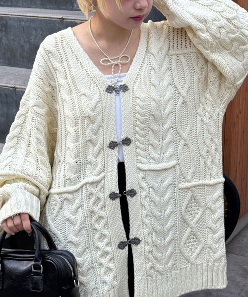 CIAOPANIC（チャオパニック）の「パッチワークチロリアンケーブルカーディガン（カーディガン/ボレロ・レディース・ピンク/ブラウン/グレー/オフホワイト・ONE SIZE）」の8枚目の写真