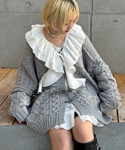 CIAOPANIC（チャオパニック）の「パッチワークチロリアンケーブルカーディガン（カーディガン/ボレロ・レディース・ピンク/ブラウン/グレー/オフホワイト・ONE SIZE）」の19枚目の写真