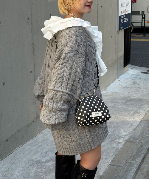 CIAOPANIC（チャオパニック）の「パッチワークチロリアンケーブルカーディガン（カーディガン/ボレロ・レディース・ピンク/ブラウン/グレー/オフホワイト・ONE SIZE）」の21枚目の写真