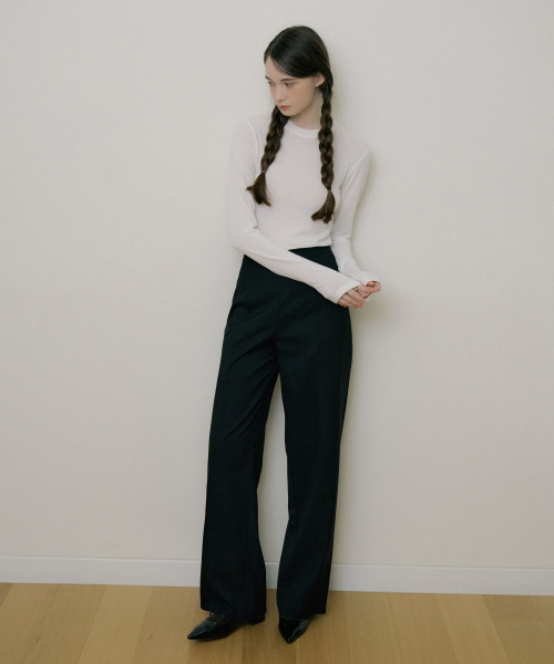 REORG(リオルグ)の「EOT HIGH WAIST TIDY SLACKS BLACK(スラックス・レディース・その他・SMALL/MEDIUM/LARGE)」の3枚目の写真
