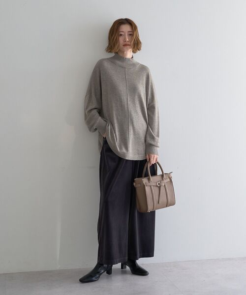 YECCA VECCA(イェッカヴェッカ)の「ベルテッドカルゼ起毛ワイドパンツ(その他パンツ・レディース・アイボリー/グレイッシュベージュ/チャコールグレー・FREE)」の18枚目の写真