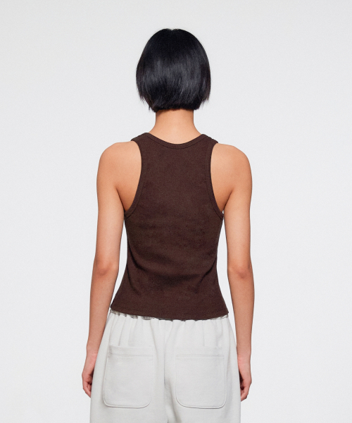 ERA(エラ)の「ウィメンズ ERA ヘビー ノースリーブ - ブラウン(Tシャツ/カットソー・レディース・その他・SMALL/MEDIUM)」の4枚目の写真