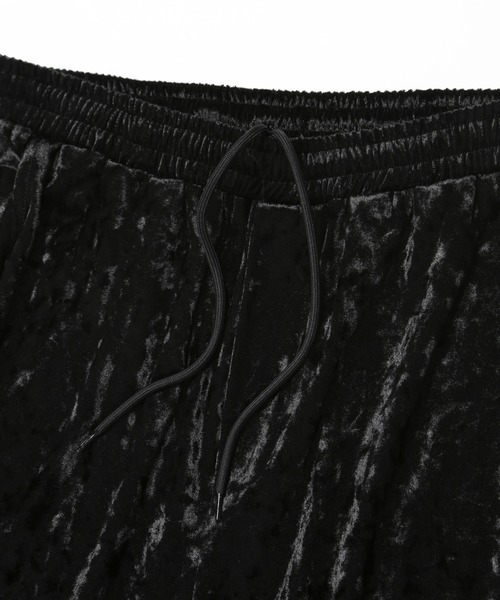 VANQUISH(ヴァンキッシュ)の「VANQUISH / ヴァンキッシュ VA embroidery ベロアパンツ(その他パンツ・メンズ・ネイビー/ブラック・L/M)」の12枚目の写真