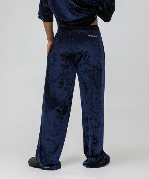 VANQUISH(ヴァンキッシュ)の「VANQUISH / ヴァンキッシュ VA embroidery ベロアパンツ(その他パンツ・メンズ・ネイビー/ブラック・L/M)」の7枚目の写真