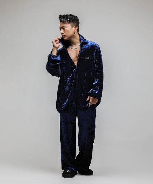 VANQUISH(ヴァンキッシュ)の「VANQUISH / ヴァンキッシュ VA embroidery ベロアパンツ(その他パンツ・メンズ・ネイビー/ブラック・L/M)」の3枚目の写真