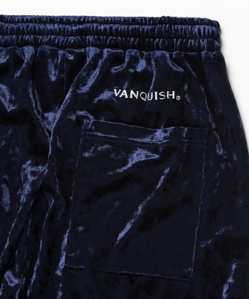 VANQUISH(ヴァンキッシュ)の「VANQUISH / ヴァンキッシュ VA embroidery ベロアパンツ(その他パンツ・メンズ・ネイビー/ブラック・L/M)」の5枚目の写真