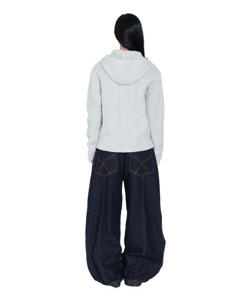 AAKAM（アーカム）の「Knee Pin-Tuck Stitched Denim Pants (Blue)（デニムパンツ・レディース・その他・1/2）」の10枚目の写真