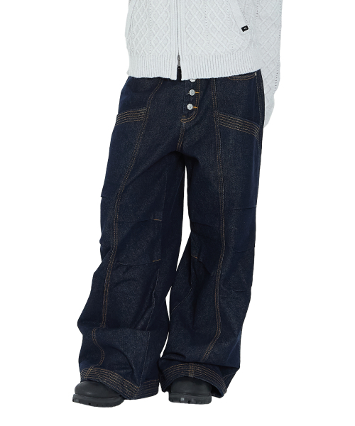 AAKAM（アーカム）の「Knee Pin-Tuck Stitched Denim Pants (Blue)（デニムパンツ・レディース・その他・1/2）」の11枚目の写真