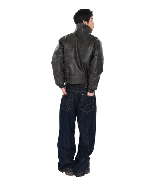 AAKAM（アーカム）の「Knee Pin-Tuck Stitched Denim Pants (Blue)（デニムパンツ・レディース・その他・1/2）」の2枚目の写真