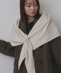 ad thie（アドティエ）の「トライアングル ニットストール（ストール/ショール）」