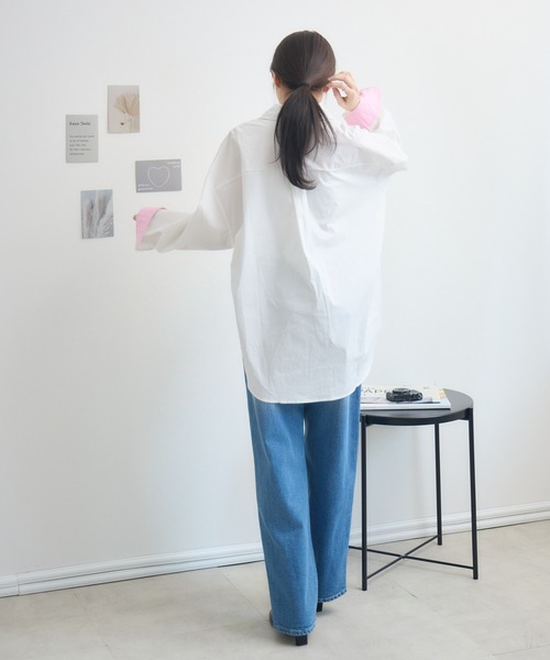 RU.TI.LE(ルチル)の「【RU.TI.LE】バイカラーカフスオーバーシャツ(シャツ/ブラウス・レディース・ブルー/ホワイト・MEDIUM)」の6枚目の写真