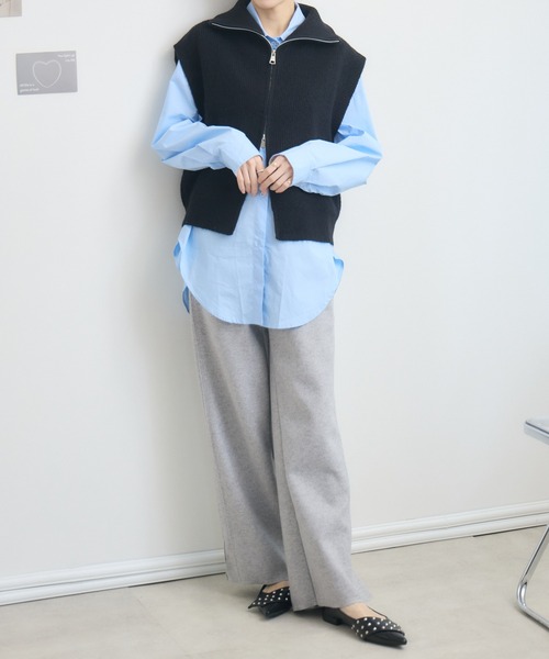 RU.TI.LE(ルチル)の「【RU.TI.LE】バイカラーカフスオーバーシャツ(シャツ/ブラウス・レディース・ブルー/ホワイト・MEDIUM)」の19枚目の写真