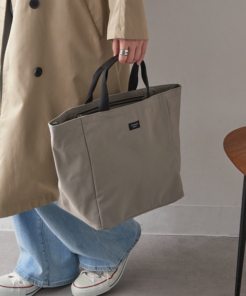 STANDARD SUPPLY（スタンダードサプライ）の「【STANDARD SUPPLY】B TOTE S/ビートート S/トートバッグ（トートバッグ・レディース・ブラック/ベージュ/グレー・FREE）」の7枚目の写真