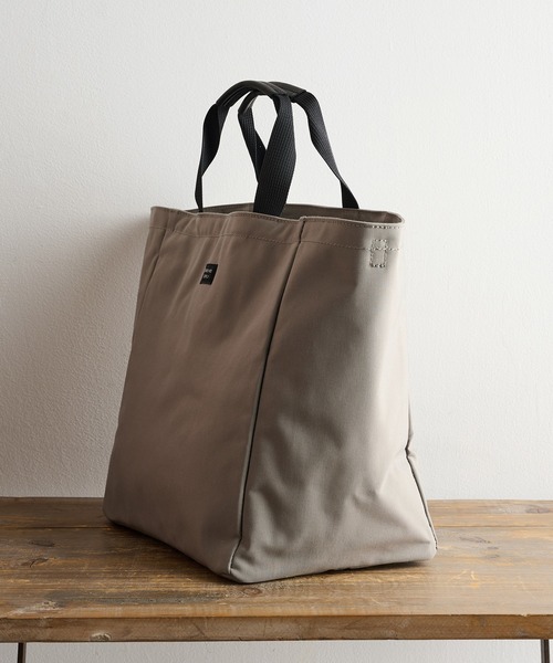 STANDARD SUPPLY（スタンダードサプライ）の「【STANDARD SUPPLY】B TOTE S/ビートート S/トートバッグ（トートバッグ・レディース・ブラック/ベージュ/グレー・FREE）」の11枚目の写真
