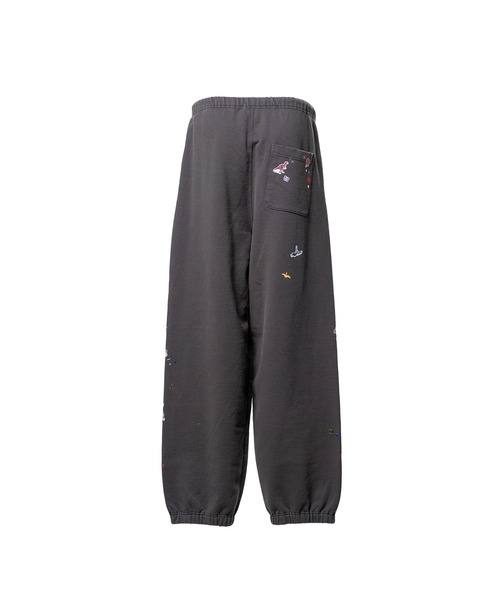Maison MIHARA YASUHIRO(メゾンミハラヤスヒロ)の「Kids Sticker Printed Sweat Pants(スウェットパンツ・メンズ・ブラック/ホワイト・44/46/48)」の10枚目の写真