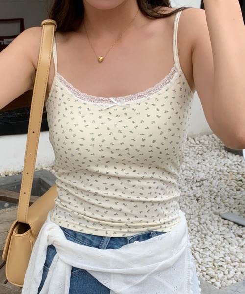 yuue' ( wear )(ユーイ)の「カップ付きレースリボンキャミソール 無地/花柄/ドット柄(キャミソール・レディース・その他1/その他2/ホワイト/ライトグレー/ホワイト系その他/ブラック/アイボリー/グレー・FREE)」の12枚目の写真