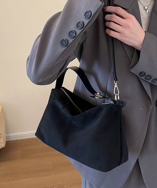 blackdia ocean(ブラックダイヤオーシャン)の「blackdia ocean スウェード ワンハンドル ショルダー バッグ(ショルダーバッグ・レディース・キャメル/ブラック/ブラウン・FREE)」の9枚目の写真