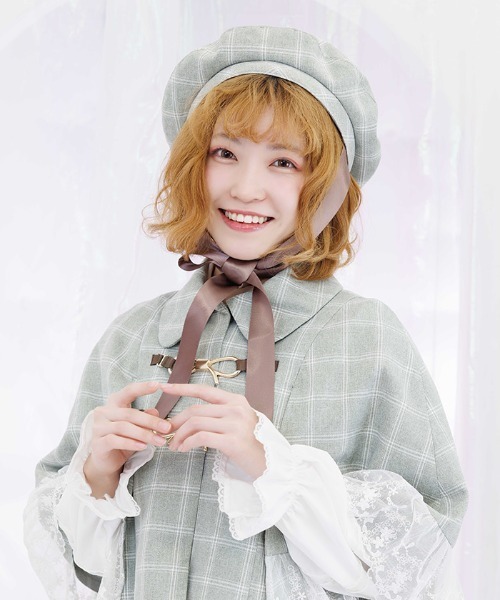 axes femme POETIQUE（アクシーズファムポエティック）の「リボン×パール装飾ベレー（ハンチング/ベレー帽・レディース・ブラック/ベージュ/ミント・FREE）」の5枚目の写真