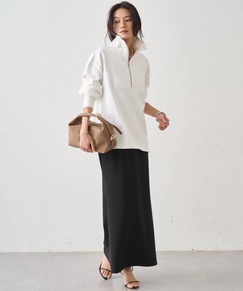 LOUNGEDRESS（ラウンジドレス）の「ハーフZIPプルオーバー（スウェット・レディース・ライトグレー/オフホワイト・FREE）」の4枚目の写真