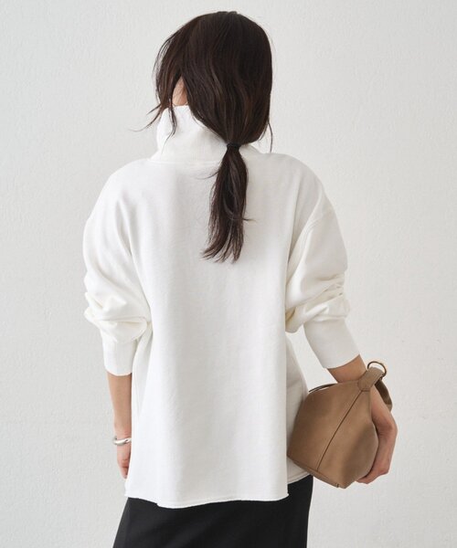 LOUNGEDRESS（ラウンジドレス）の「ハーフZIPプルオーバー（スウェット・レディース・ライトグレー/オフホワイト・FREE）」の10枚目の写真