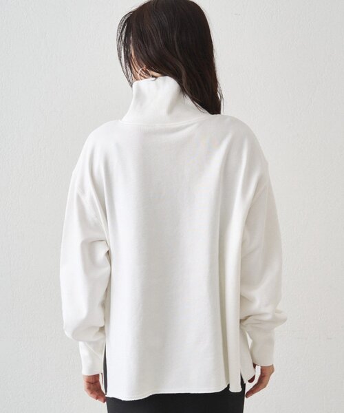 LOUNGEDRESS（ラウンジドレス）の「ハーフZIPプルオーバー（スウェット・レディース・ライトグレー/オフホワイト・FREE）」の15枚目の写真