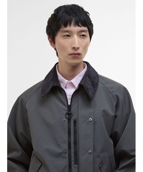 Barbour(バブアー)の「【TRANSPORT / トランスポート】リバーシブル ショートレングスブルゾン(その他アウター・メンズ・ダークグレー/グリーン・36/38/34/40)」の17枚目の写真