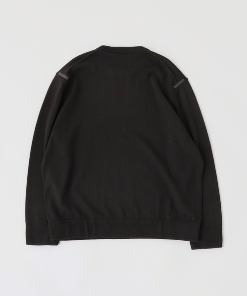 THE INOUE BROTHERS（ザイノウエブラザーズ）の「THE INOUE BROTHERS / ザ イノウエブラザーズ Pure Black Crew Neck（ニット/セーター・メンズ・ブラック・MEDIUM）」の2枚目の写真