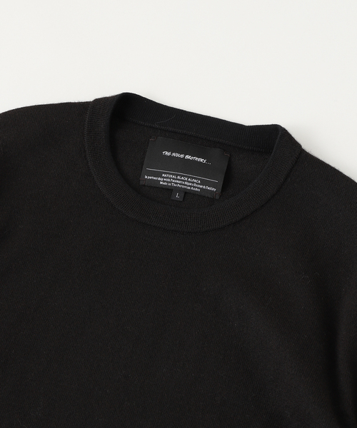 THE INOUE BROTHERS（ザイノウエブラザーズ）の「THE INOUE BROTHERS / ザ イノウエブラザーズ Pure Black Crew Neck（ニット/セーター・メンズ・ブラック・MEDIUM）」の3枚目の写真
