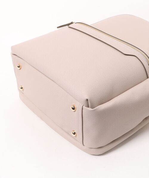 Jewelna Rose（ジュエルナローズ）の「リモハピ Vol.4 B4/15.6インチPC収納 65641（バックパック/リュック・レディース・ブラック/ライトグレー/ダークグレー・FREE）」の4枚目の写真