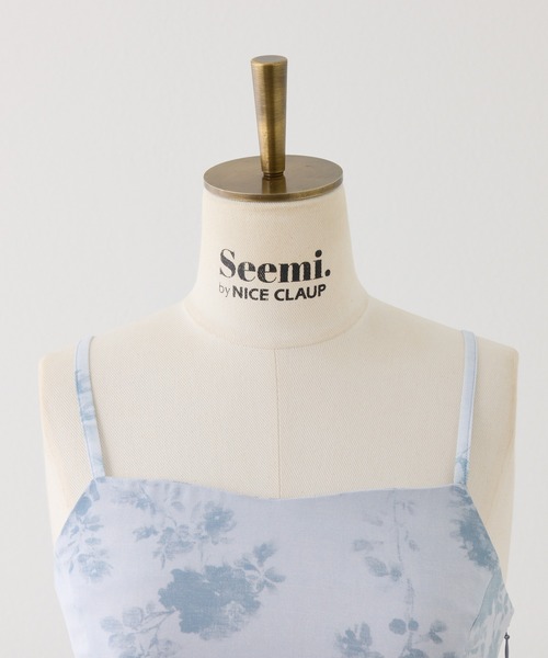 Seemi. byNICECLAUP（ シーミーバイナイスクラップ）の「【Seemi.】イレヘムロングワンピース（ワンピース・レディース・オフホワイト/ブルー系その他/ライトグレー・FREE）」の4枚目の写真