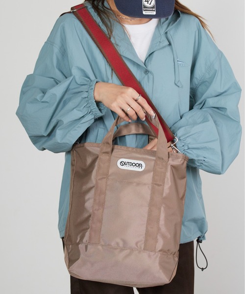 OUTDOOR PRODUCTS(アウトドアプロダクツ)の「OUTDOOR PRODUCTS/アウトドアプロダクツ Stripe Tape 2WAY TOTE 2WAYトートバッグ 秋 秋服 2026年秋冬(トートバッグ・レディース・ブラック/ブラウン/グレー・FREE)」の7枚目の写真