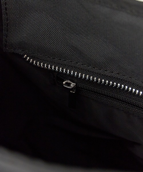 OUTDOOR PRODUCTS(アウトドアプロダクツ)の「OUTDOOR PRODUCTS/アウトドアプロダクツ Stripe Tape 2WAY TOTE 2WAYトートバッグ 秋 秋服 2026年秋冬(トートバッグ・レディース・ブラック/ブラウン/グレー・FREE)」の21枚目の写真