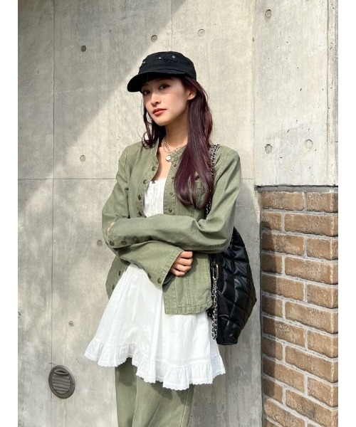 SLY(スライ)の「COTTON FRILL CAMI TOPS コットンフリルキャミトップス 春服(キャミソール・レディース・アイボリー/ブラック・FREE)」の18枚目の写真