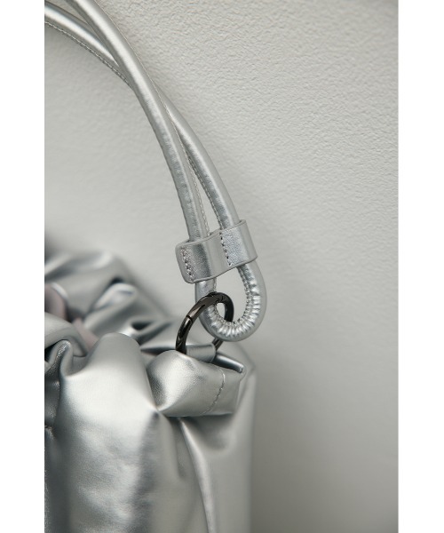 STYLEMIXER（スタイルミキサー）の「2WAYフラッフィーバッグ（ハンドバッグ・レディース・ブラック/ライトベージュ/シルバー・FREE）」の22枚目の写真