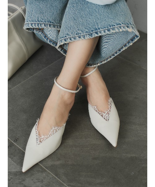 anuans（アニュアンス）の「レーストリムパンプス（パンプス・レディース・ブラック/ホワイト系その他・SMALL/LARGE/MEDIUM）」の3枚目の写真