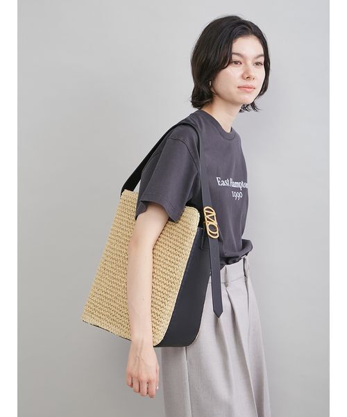 Mila Owen(ミラオーウェン)の「バックルモチーフバケットバッグ(ショルダーバッグ・レディース・キャメル/ブラック/マルチ・F)」の14枚目の写真