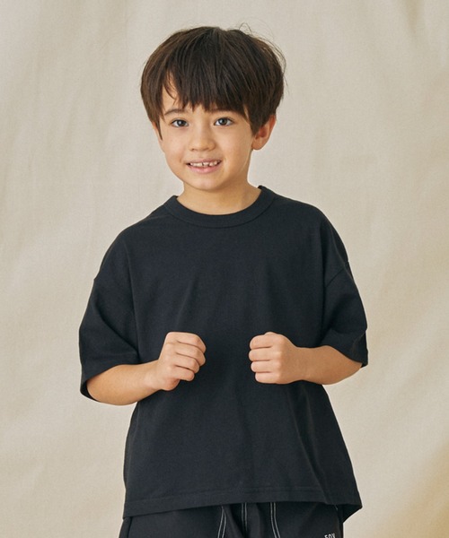 FOV(フォブ)の「フォブ PLAIN Tシャツ(Tシャツ/カットソー・キッズ・ホワイト/ベージュ系その他/ピンク/チャコールグレー/サックスブルー/ブラック・S/M/L/XL)」の3枚目の写真