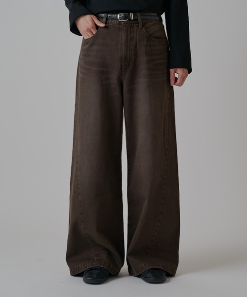 Lui's(ルイス)の「ワイドフィットデニムパンツ(デニムパンツ・メンズ・ブラック系その他2/インディゴブルー/ブラウン・30/34/32)」の2枚目の写真
