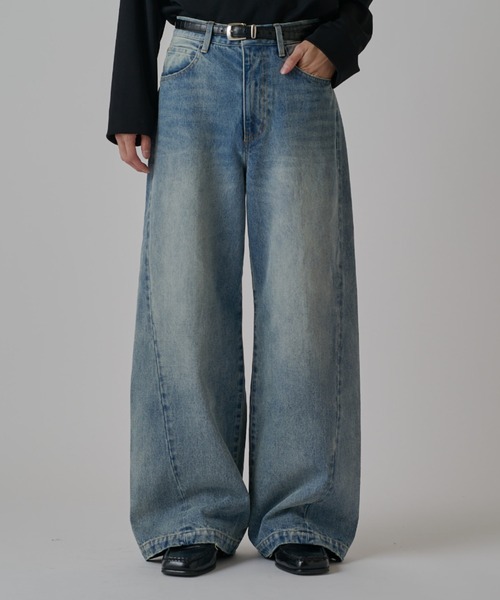 Lui's(ルイス)の「ワイドフィットデニムパンツ(デニムパンツ・メンズ・ブラック系その他2/インディゴブルー/ブラウン・30/34/32)」の3枚目の写真