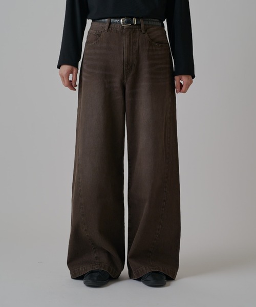 Lui's(ルイス)の「ワイドフィットデニムパンツ(デニムパンツ・メンズ・ブラック系その他2/インディゴブルー/ブラウン・30/34/32)」の11枚目の写真