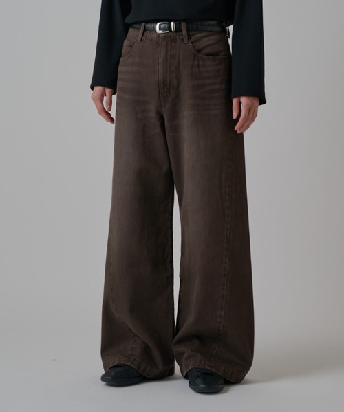 Lui's(ルイス)の「ワイドフィットデニムパンツ(デニムパンツ・メンズ・ブラック系その他2/インディゴブルー/ブラウン・30/34/32)」の12枚目の写真