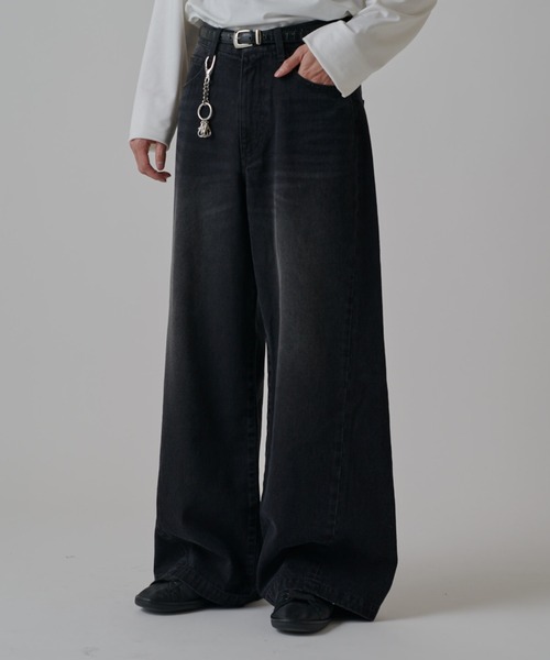 Lui's(ルイス)の「ワイドフィットデニムパンツ(デニムパンツ・メンズ・ブラック系その他2/インディゴブルー/ブラウン・30/34/32)」の6枚目の写真