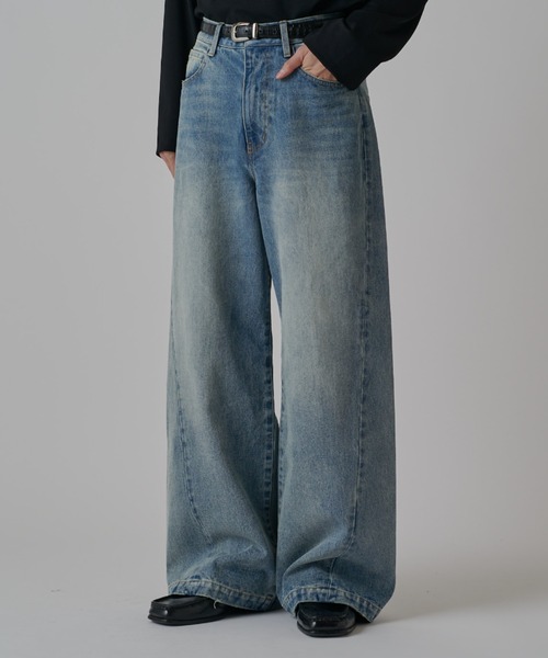 Lui's(ルイス)の「ワイドフィットデニムパンツ(デニムパンツ・メンズ・ブラック系その他2/インディゴブルー/ブラウン・30/34/32)」の19枚目の写真