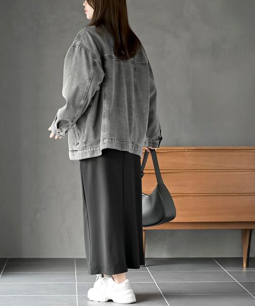 rps(アールピーエス)の「ノーカラービックGジャン(デニムジャケット・レディース・ブラック/ブルー・フリー)」の5枚目の写真